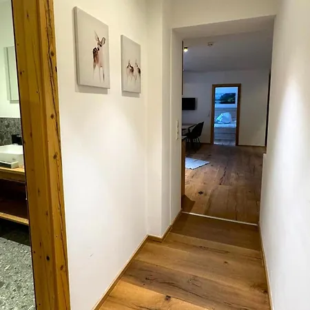 In Stubaital Near Lift, Cleaning Included Apartman